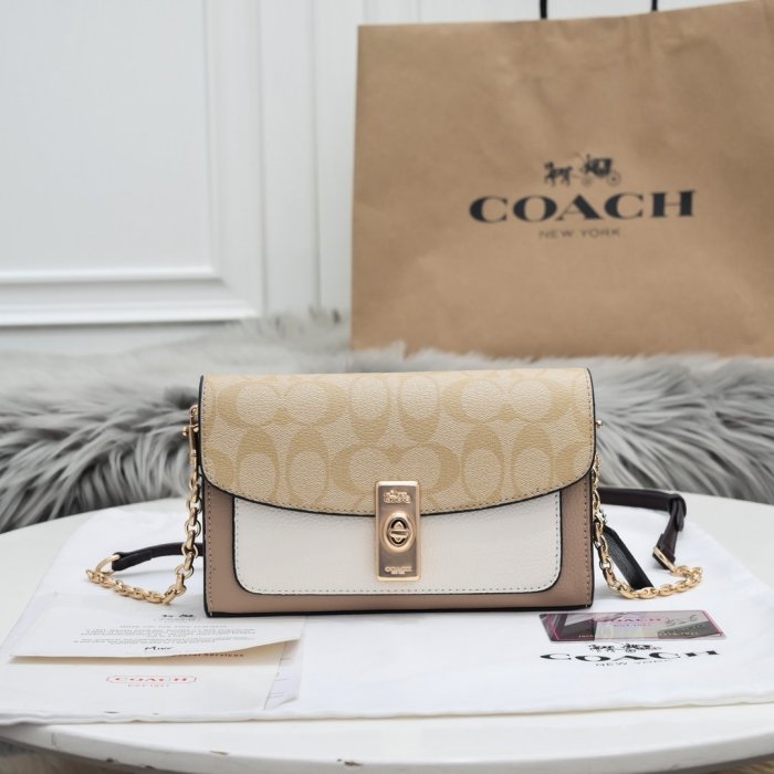 202106SS新作 Coach コーチ レディース ショルダーバッグスーパーコピー