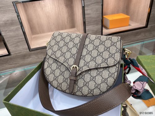 202103SS新作Gucci グッチ レディースショルダーバッグスーパーコピー