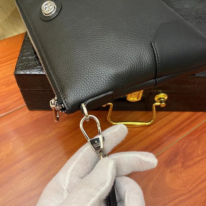 202105SS新作Gucci グッチ メンズ ハンドバックスーパーコピー