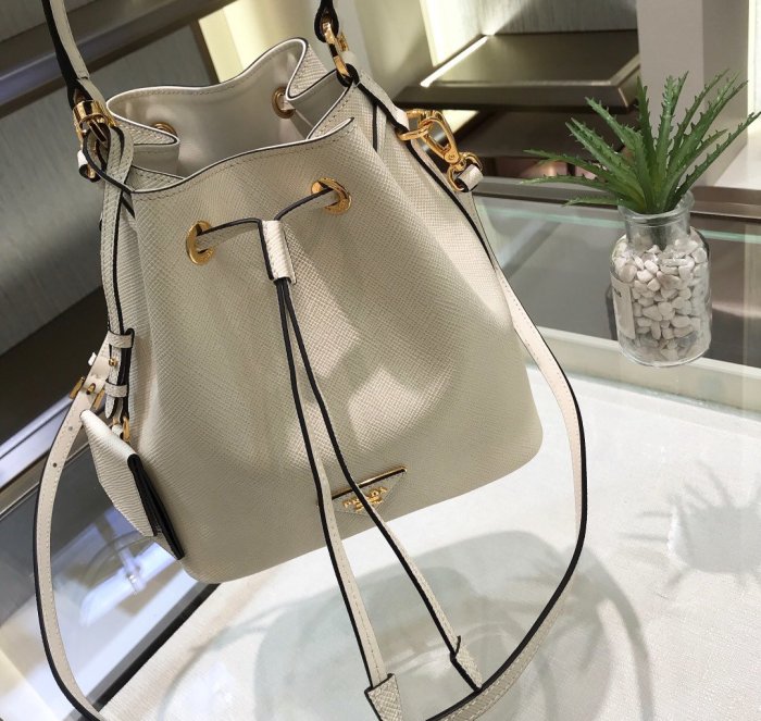 202103SS新作 Prada プラダ レディース ショルダーバックスーパーコピー
