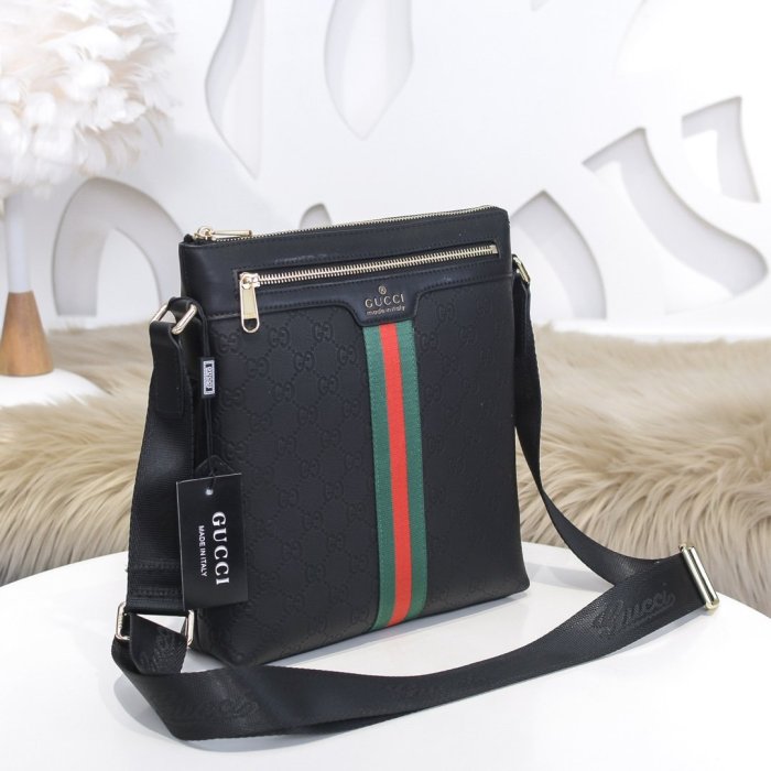 202103SS新作 Gucci グッチ メンズ ショルダーバックスーパーコピー