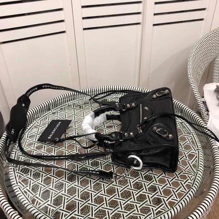 2020SS新作 Balenciaga バレンシアガ レディースショルダーバックスーパーコピー