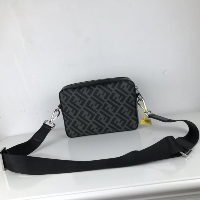 202103SS新作 FENDI フェンディ ショルダーバック スーパーコピー