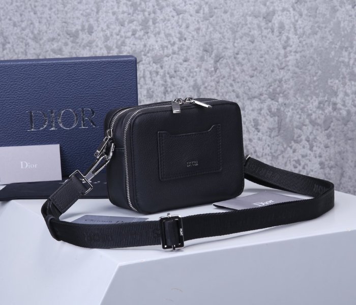 2020SS新作 Dior ディオール メンズ ショルダーバック スーパーコピー