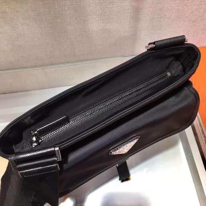 2021SS新作 メンズ Prada プラダショルダーバッグスーパーコピー