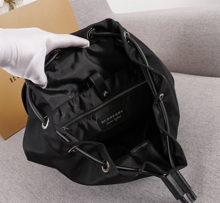 202103SS新作 Burberry バーバリー メンズリュックバックスーパーコピー