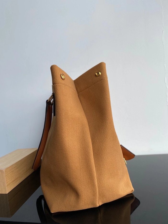 2021SS新作 Celine セリーヌ レディースショルダーバッグスーパーコピー