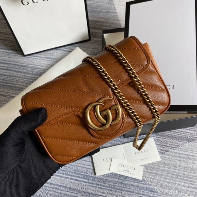 2021SS新作Gucci グッチ レディースショルダーバッグスーパーコピー
