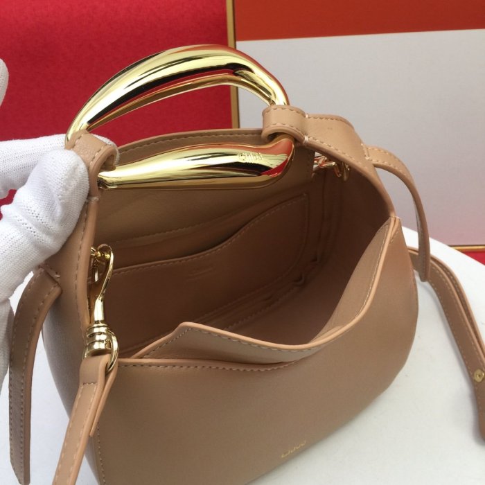 202103SS新作 Celine セリーヌ レディースショルダーバッグスーパーコピー