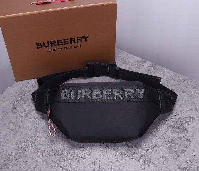 202103SS新作 Burberry バーバリー メンズ ショルダーバック スーパーコピー
