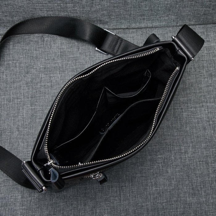 2020SS新作 Gucci グッチ メンズ ショルダーバックスーパーコピー