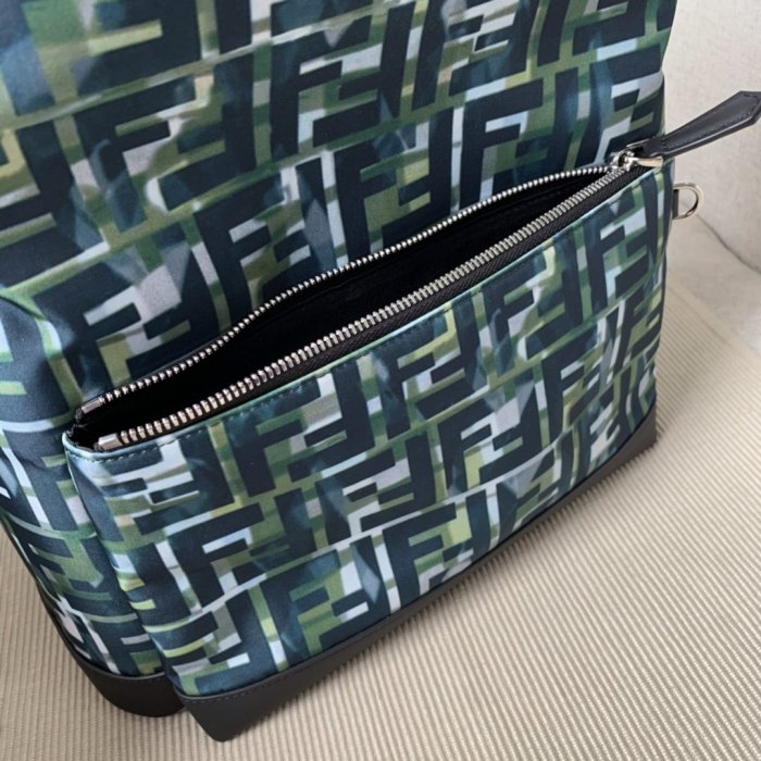 2020SS新作 FENDI フェンディ リュックバック スーパーコピー