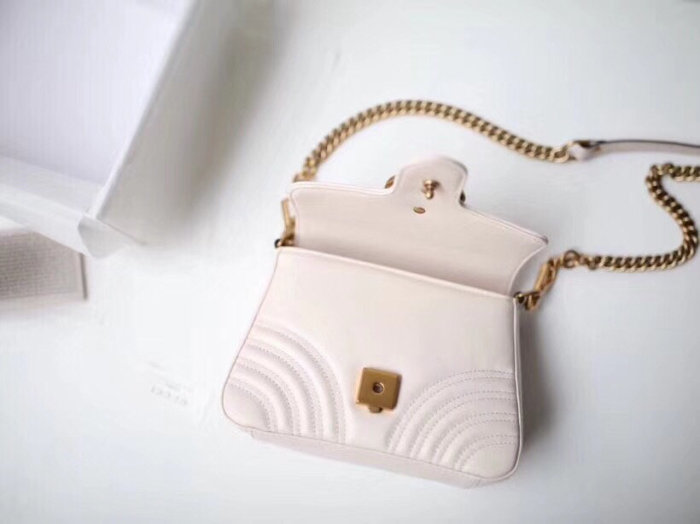 2021SS新作Gucci グッチ レディースショルダーバッグスーパーコピー