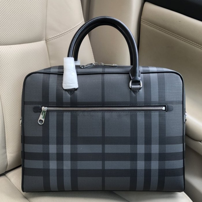 2020SS新作 Burberry バーバリー メンズ ハンドバックスーパーコピー