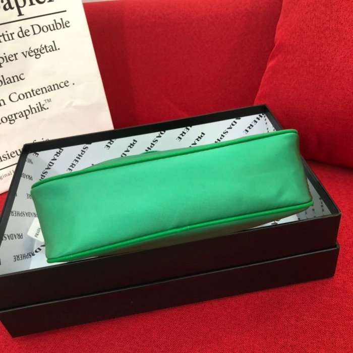 2021SS新作 Prada プラダ レディース ショルダーバックスーパーコピー