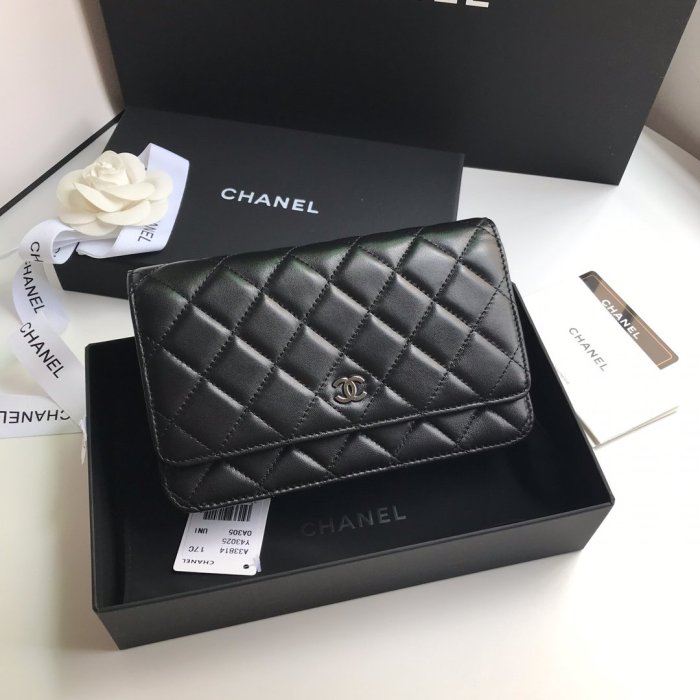 2020SS新作 シャネル Chanel ショルダーバック スーパーコピー