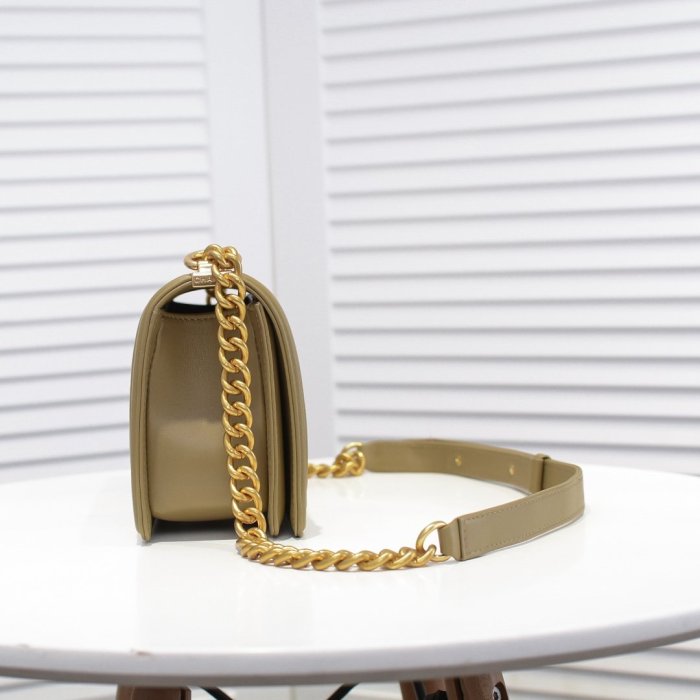 2021SS新作 シャネル Chanel ショルダーバック スーパーコピー