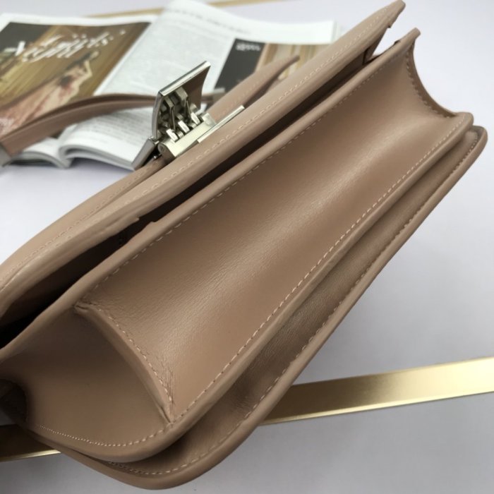 2020SS新作 Celine セリーヌ レディースショルダーバッグスーパーコピー