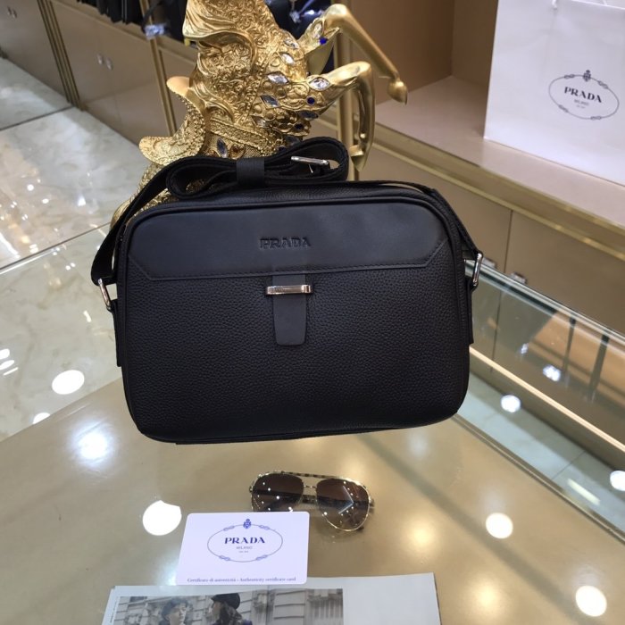 202105SS新作 Prada プラダ メンズ ショルダーバックスーパーコピー