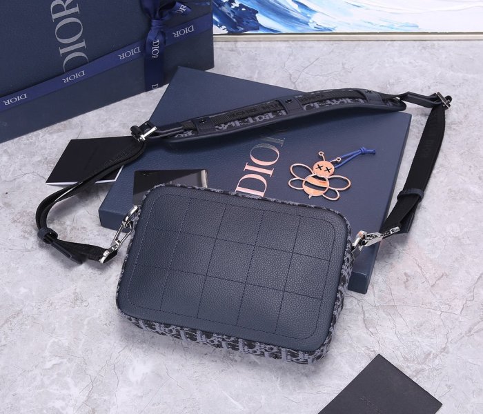 2021SS新作 Dior ディオール メンズ ショルダーバック スーパーコピー