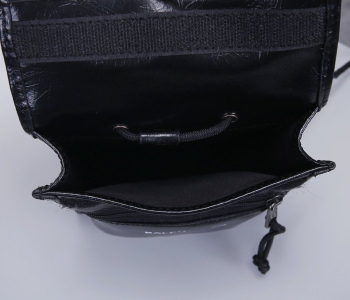 2020SS新作 Balenciaga バレンシアガ メンズ ショルダーバック スーパーコピー
