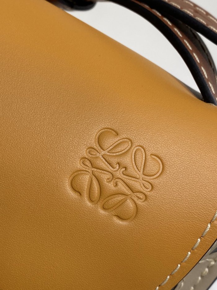 202106SS新作 LOEWE ロエベ レディース ショルダーバッグスーパーコピー
