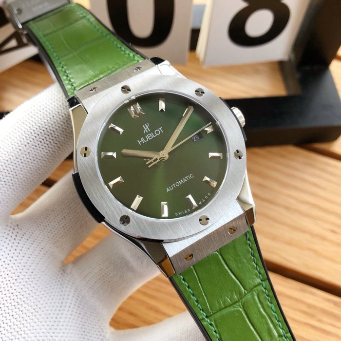 2020SS新作HUBLOT ウブロメンズ時計 スーパーコピー 7色