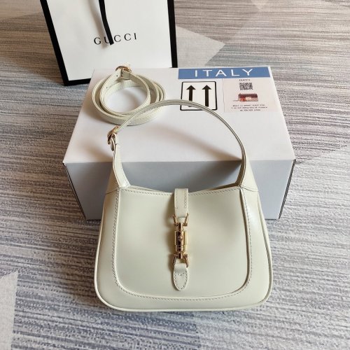 2021SS新作Gucci グッチ レディースショルダーバッグスーパーコピー