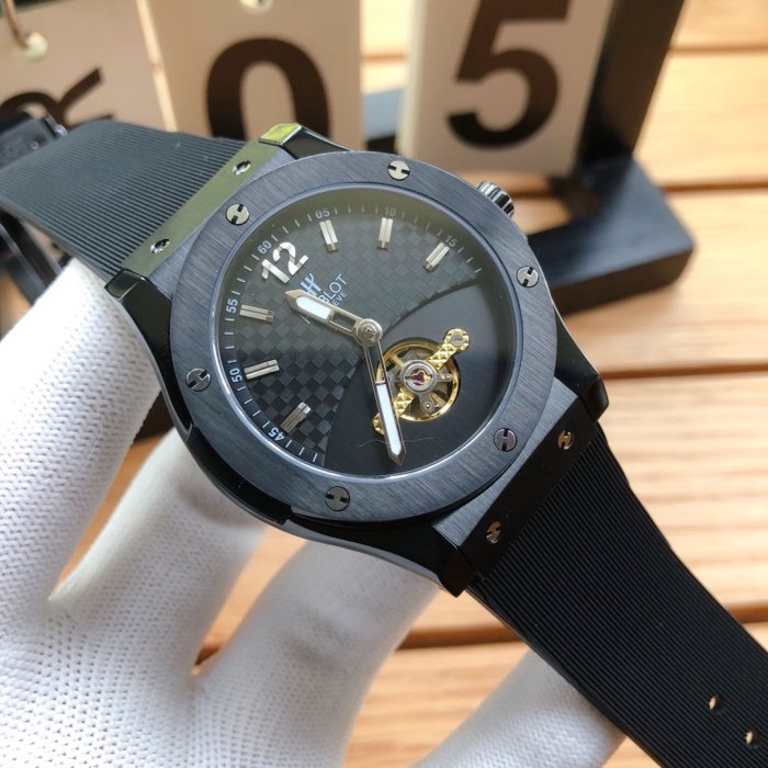 2020SS新作HUBLOT ウブロメンズ時計 スーパーコピー 6色