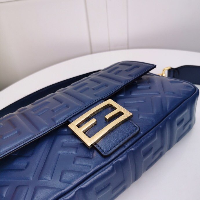 2020SS新作 FENDI フェンディ レディース ショルダーバック スーパーコピー