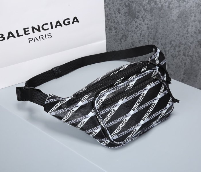2020SS新作 Balenciaga バレンシアガ メンズ ショルダーバック スーパーコピー