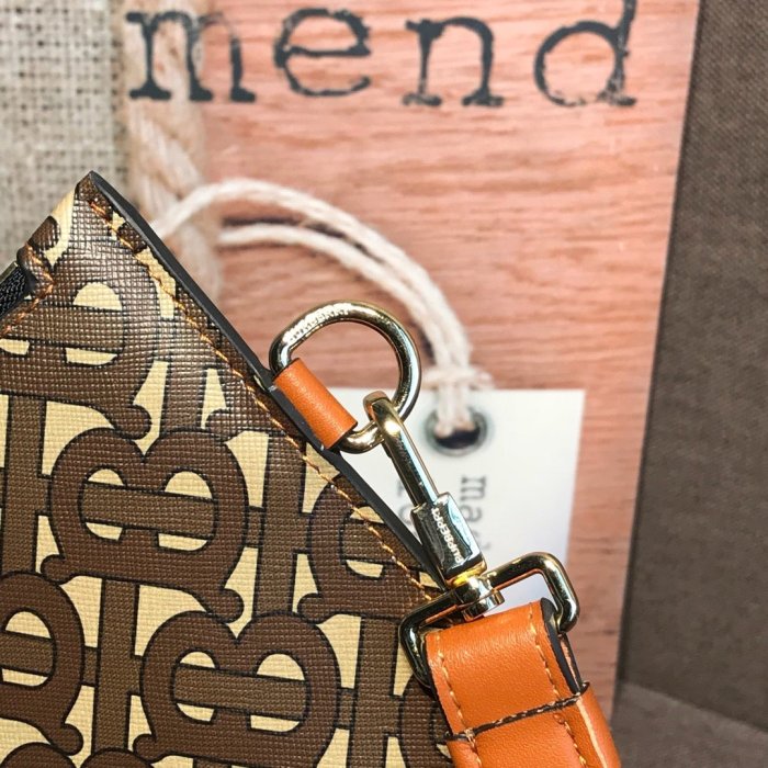2020SS新作 Burberry バーバリー メンズ ハンドバックスーパーコピー