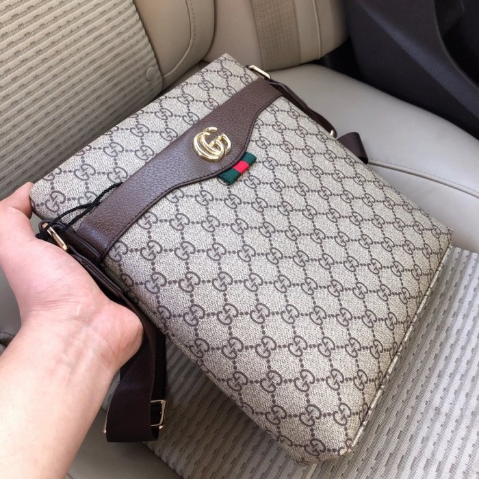 2020SS新作 Gucci グッチ メンズ ショルダーバックスーパーコピー