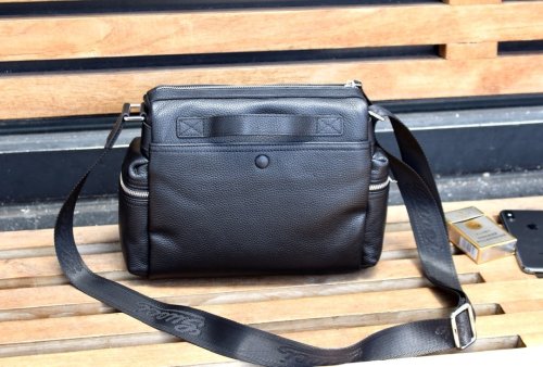 202103SS新作 Gucci グッチ メンズ ショルダーバックスーパーコピー