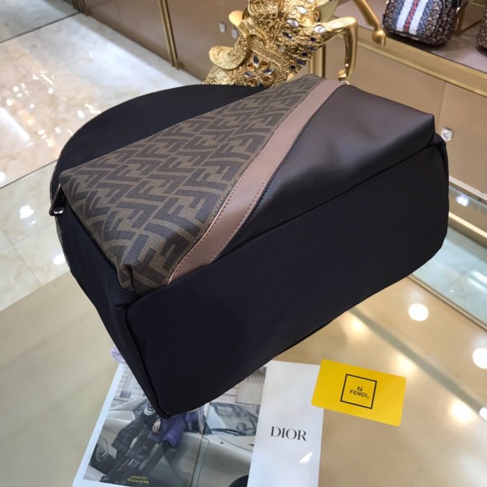 2020SS新作 FENDI フェンディ リュックバック スーパーコピー