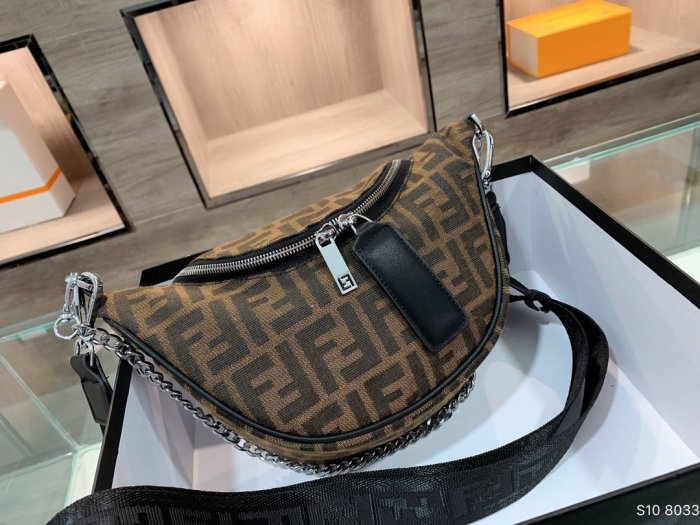 202103SS新作 FENDI フェンディ レディースショルダーバックスーパーコピー