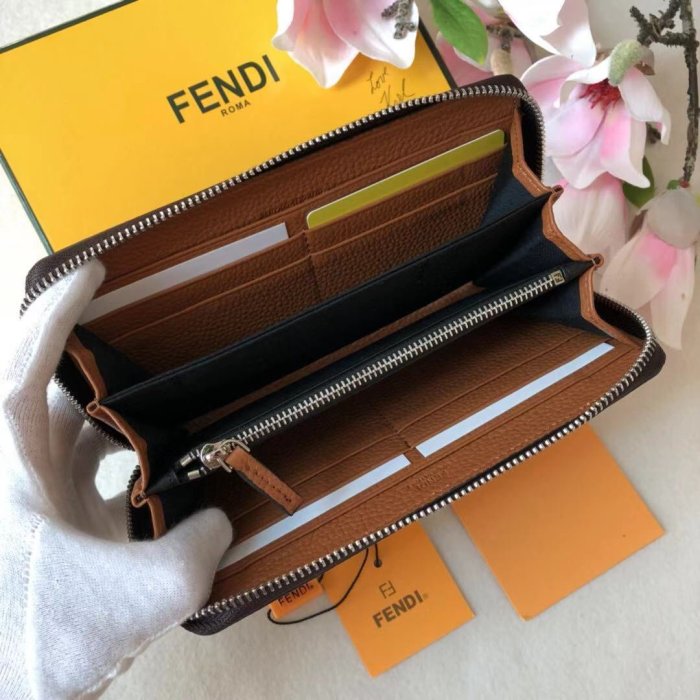 2020SSフェンディ FENDI 新作通販長財布 スーパーコピー