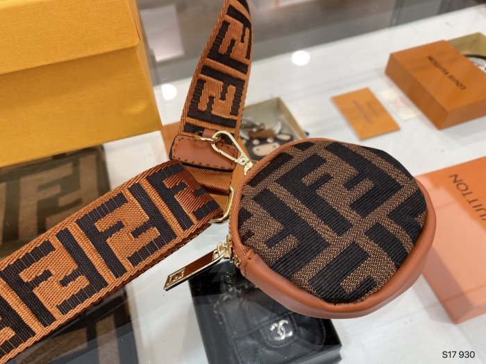 202103SS新作 FENDI フェンディ レディースショルダーバックスーパーコピー