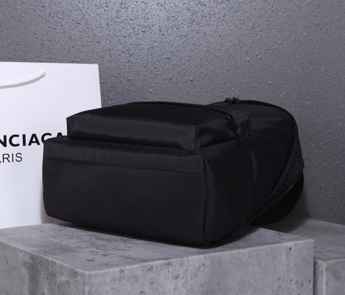2020SS新作 Balenciaga バレンシアガ メンズ リュックバック スーパーコピー