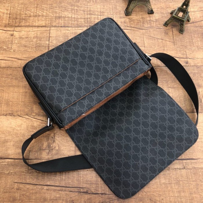 2020SS新作 Gucci グッチ メンズ ショルダーバックスーパーコピー