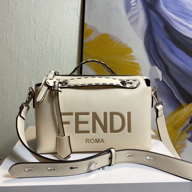 202103SS新作 FENDI フェンディ レディースショルダーバックスーパーコピー