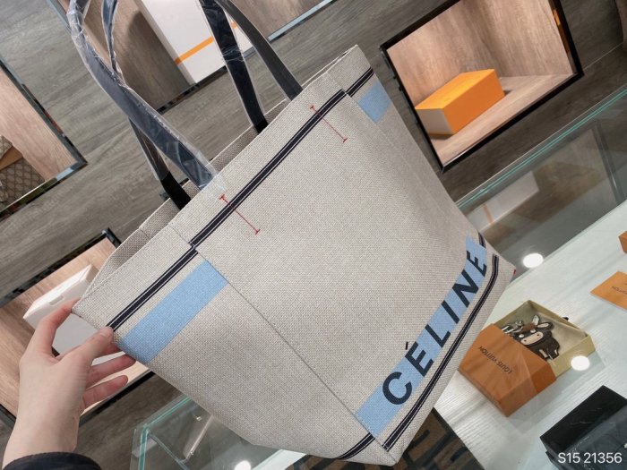 202103SS新作 Celine セリーヌ レディースショルダーバッグスーパーコピー