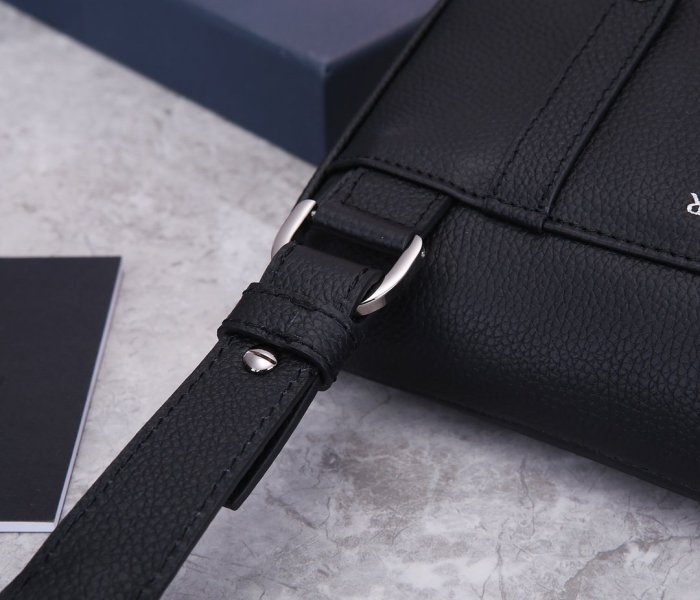 2021SS新作 Dior ディオール メンズ ショルダーバック スーパーコピー