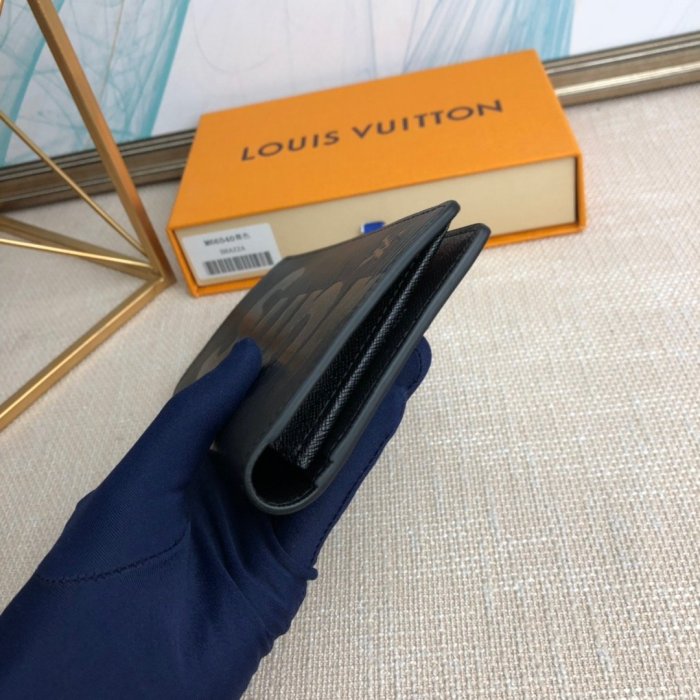 202103SS 新作 LOUIS VUITTON & Supreme 財布