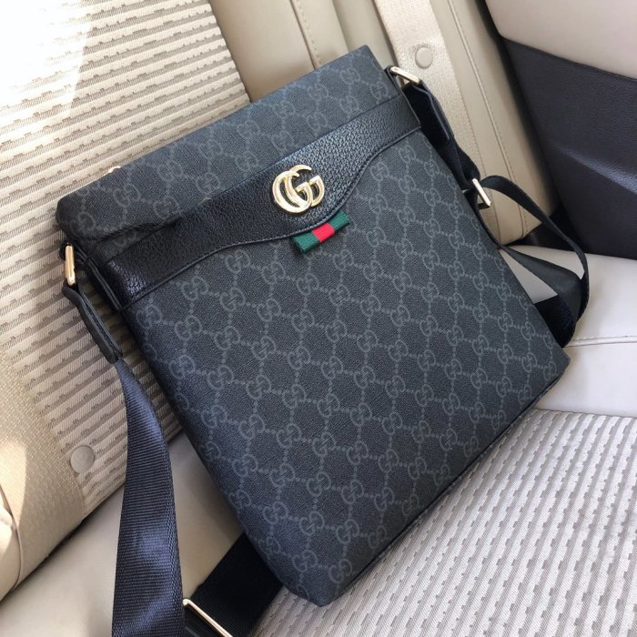 2020SS新作 Gucci グッチ メンズ ショルダーバックスーパーコピー