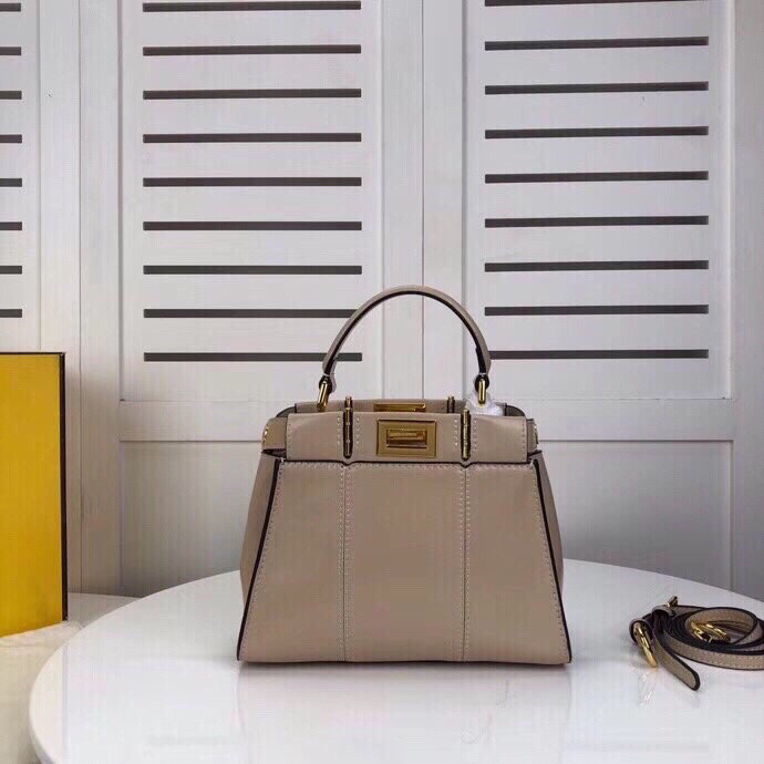 2020SS新作 FENDI フェンディ レディース ハンドバックスーパーコピー