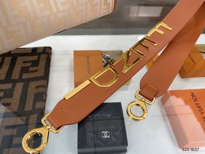 202103SS新作 FENDI フェンディ レディースショルダーバックスーパーコピー