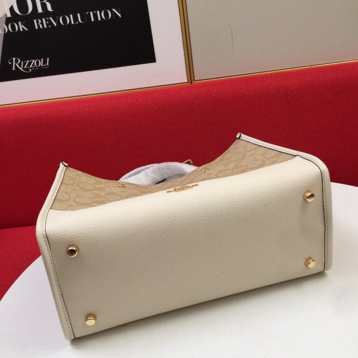 202106SS新作 Coach コーチ レディース ハンドバックスーパーコピー