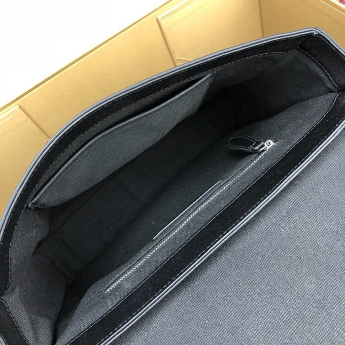 2020SS新作 Burberry バーバリー メンズ ショルダーバック スーパーコピー