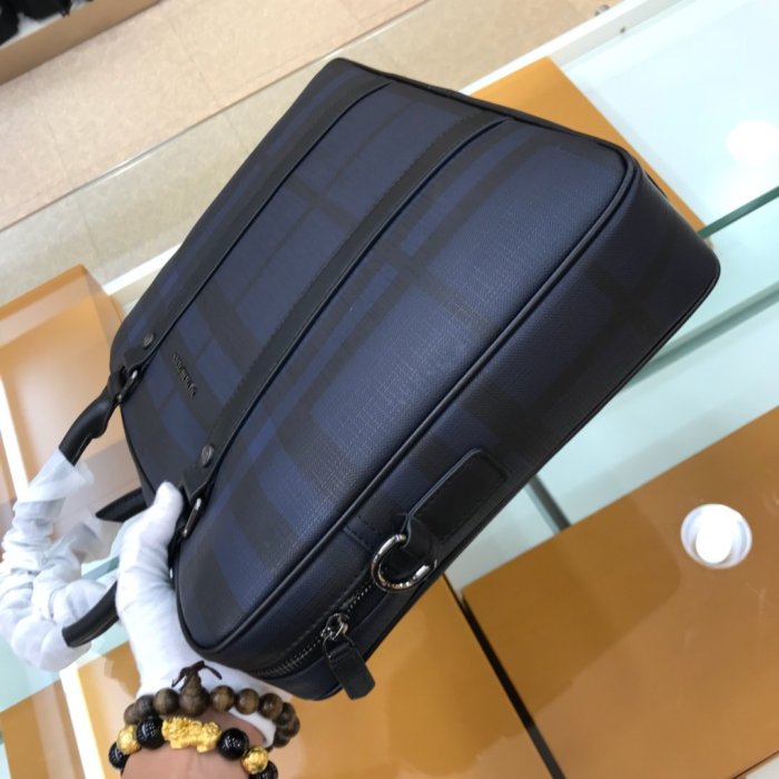2020SS新作 Burberry バーバリー メンズ ハンドバックスーパーコピー